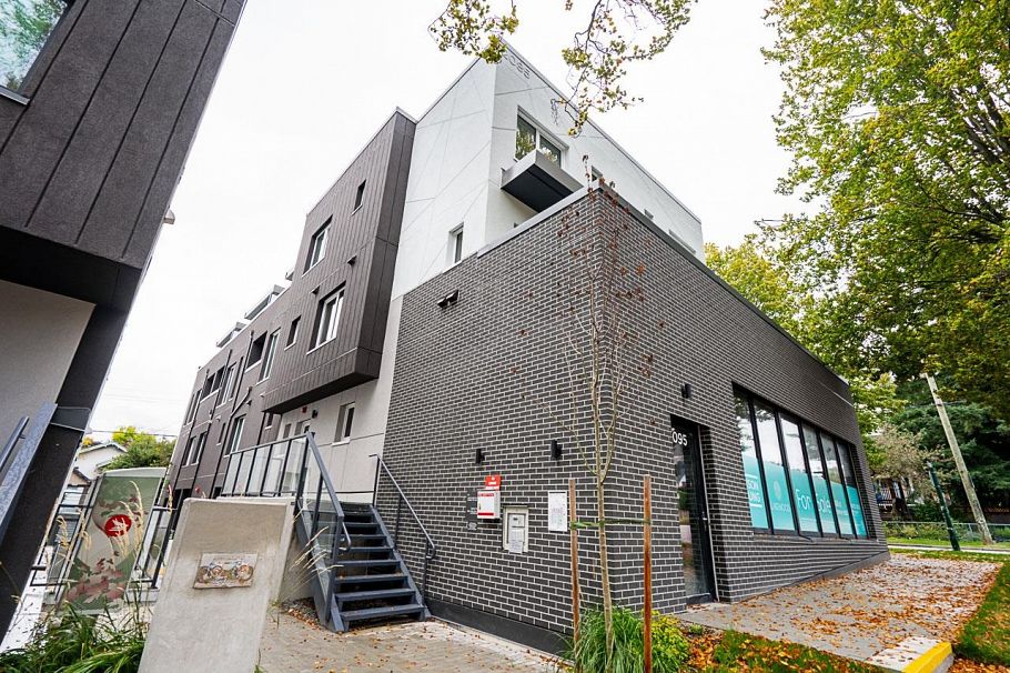 110 2085 E 1st Avenue Vancouver, BC - 33