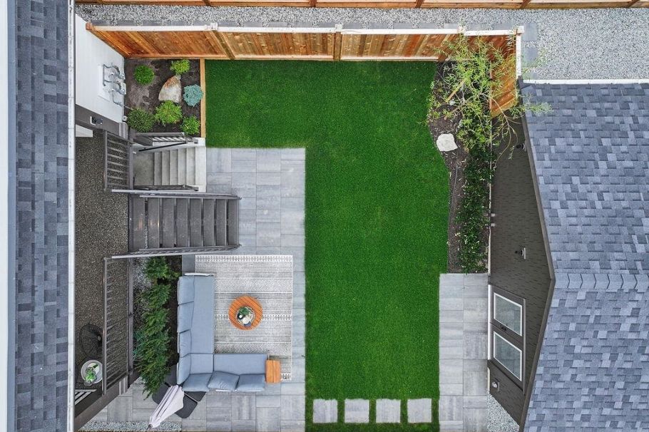 6892 Brooks Street Vancouver, BC - 32