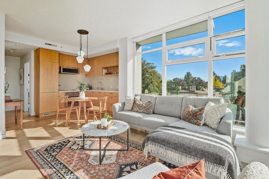 502 2550 Spruce Street Vancouver, BC - 9