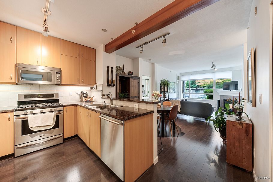 109 580 Raven Woods Drive North Vancouver, BC - 14