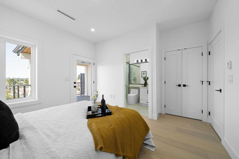 1 7361 Fraser Street Vancouver, BC - 15