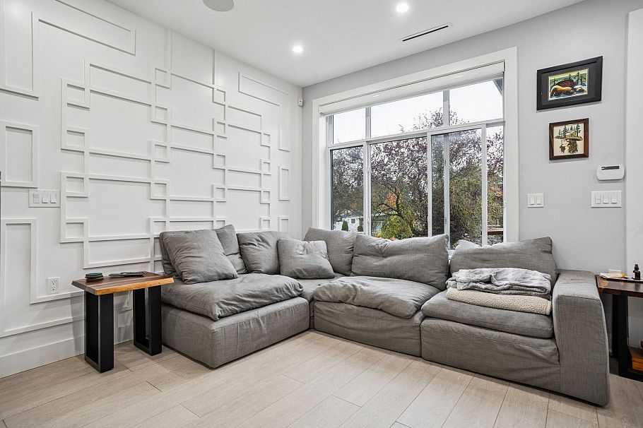 3045 East 59th Avenue Vancouver, BC - 6