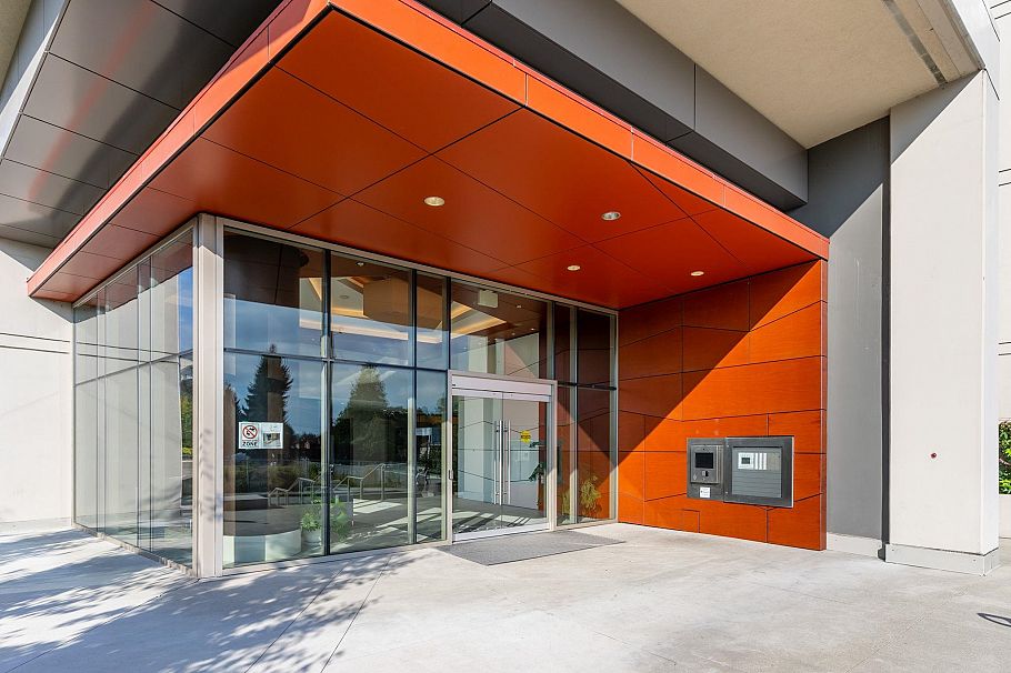 1702 1550 Fern Street North Vancouver, BC - 3