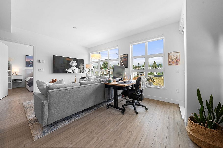 413 747 E 3rd Street North Vancouver, BC - 23