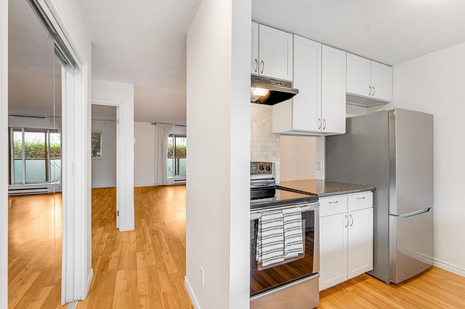 216 140 E 4th Street North Vancouver, BC - 6