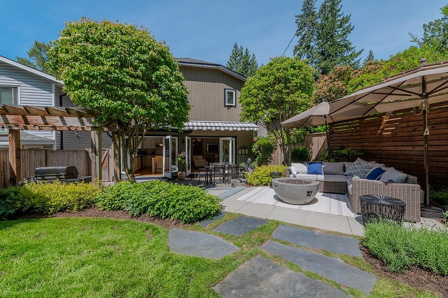 997 Canyon Boulevard North Vancouver, BC - 29