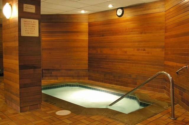 303 2004 Fullerton Avenue North Vancouver, BC - 25