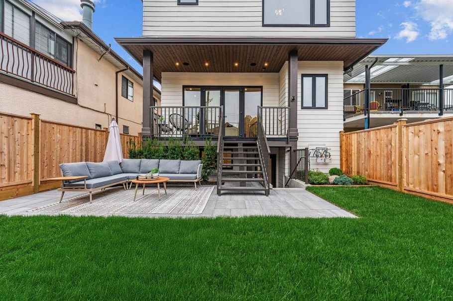 6892 Brooks Street Vancouver, BC - 28