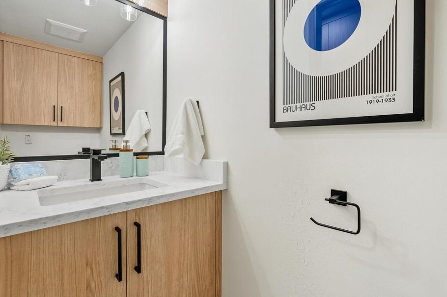 202 1165 Burnaby Street Vancouver, BC - 22