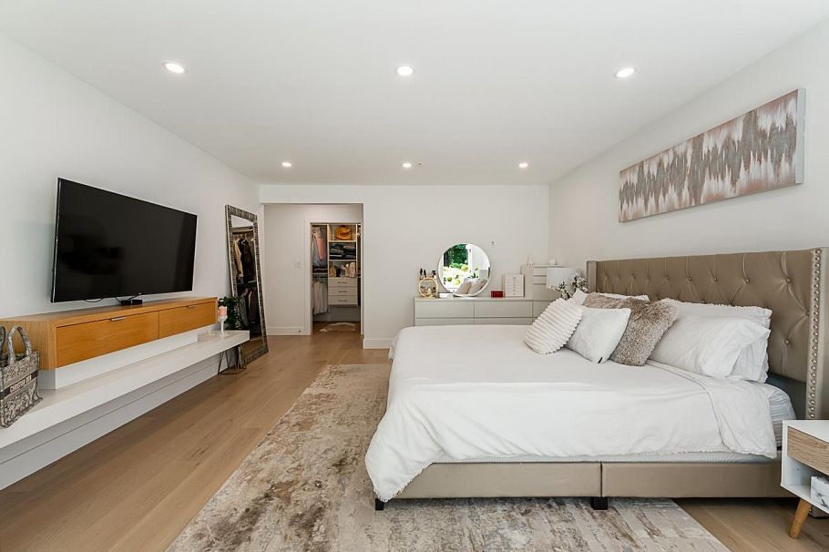 11 2425 Edgemont Boulevard North Vancouver, BC - 25