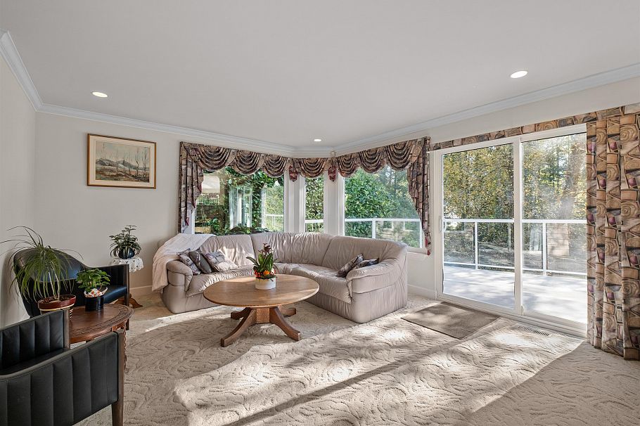 682 Seymour Boulevard North Vancouver, BC - 11