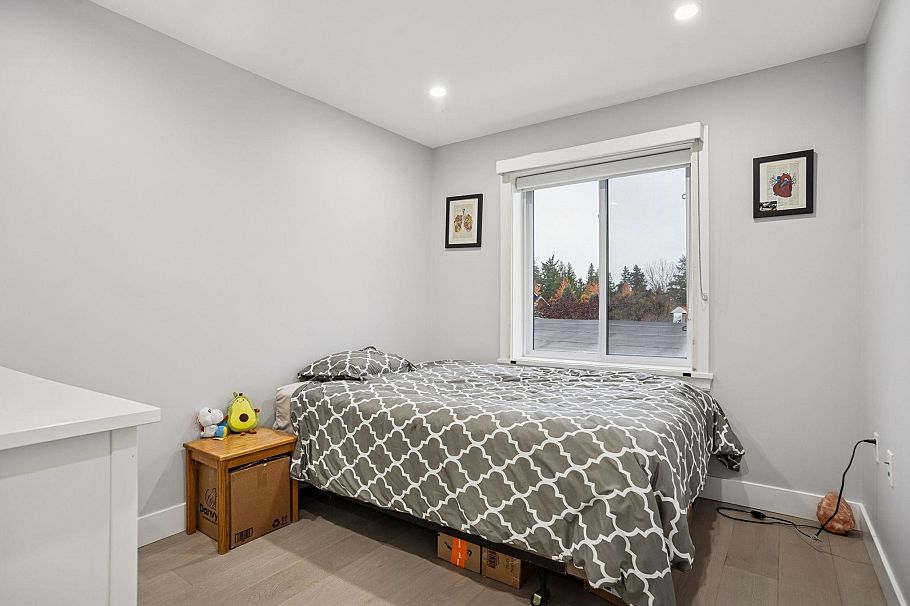 3045 East 59th Avenue Vancouver, BC - 25