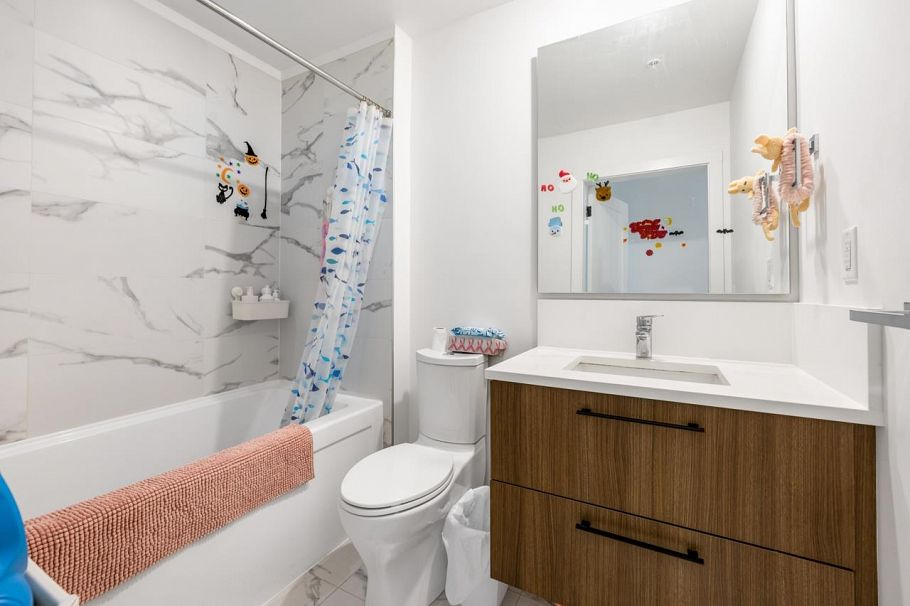 205 6933 Cambie Street Vancouver, BC - 14