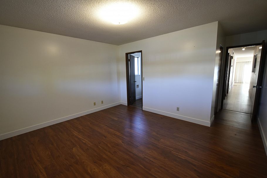 5770 Sherbrooke Street Vancouver, BC - 12