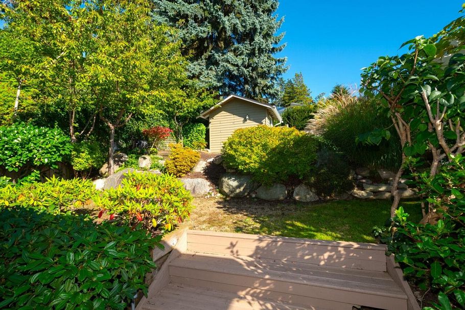 4080 St. Pauls Avenue North Vancouver, BC - 35