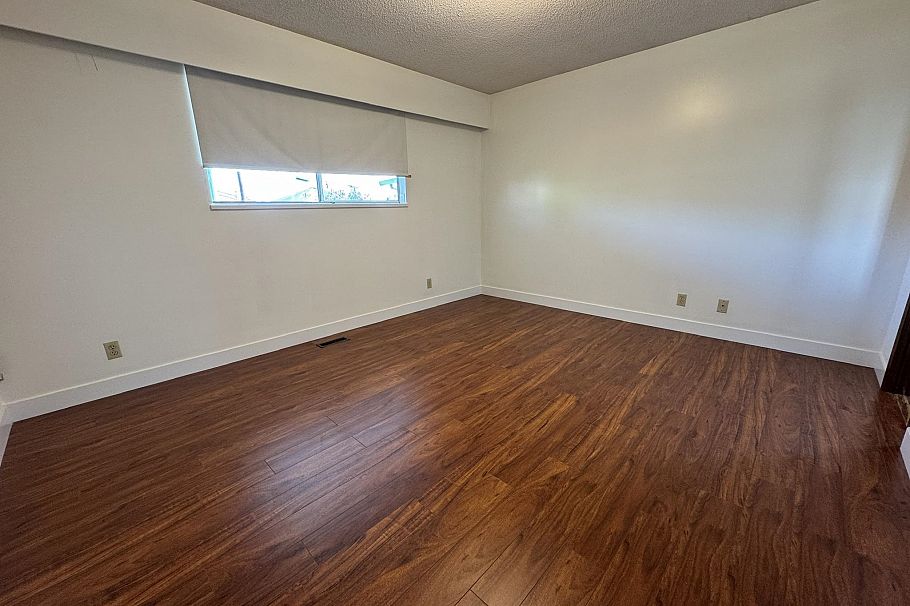 5770 Sherbrooke Street Vancouver, BC - 11