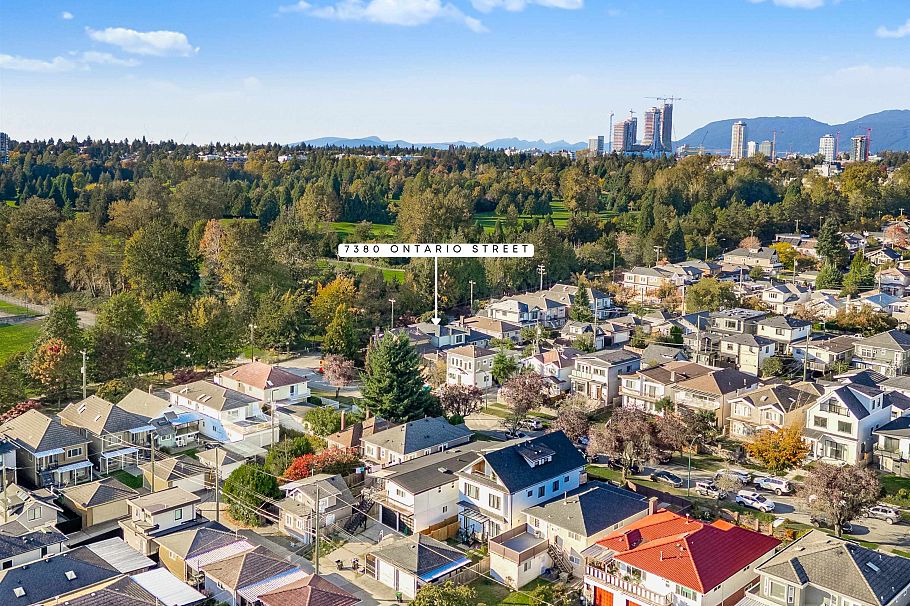 7380 Ontario Street Vancouver, BC - 39