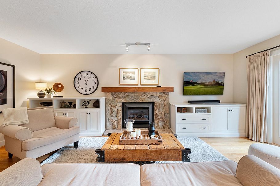 997 Canyon Boulevard North Vancouver, BC - 5