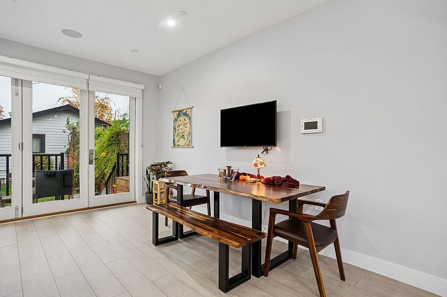 3045 East 59th Avenue Vancouver, BC - 15