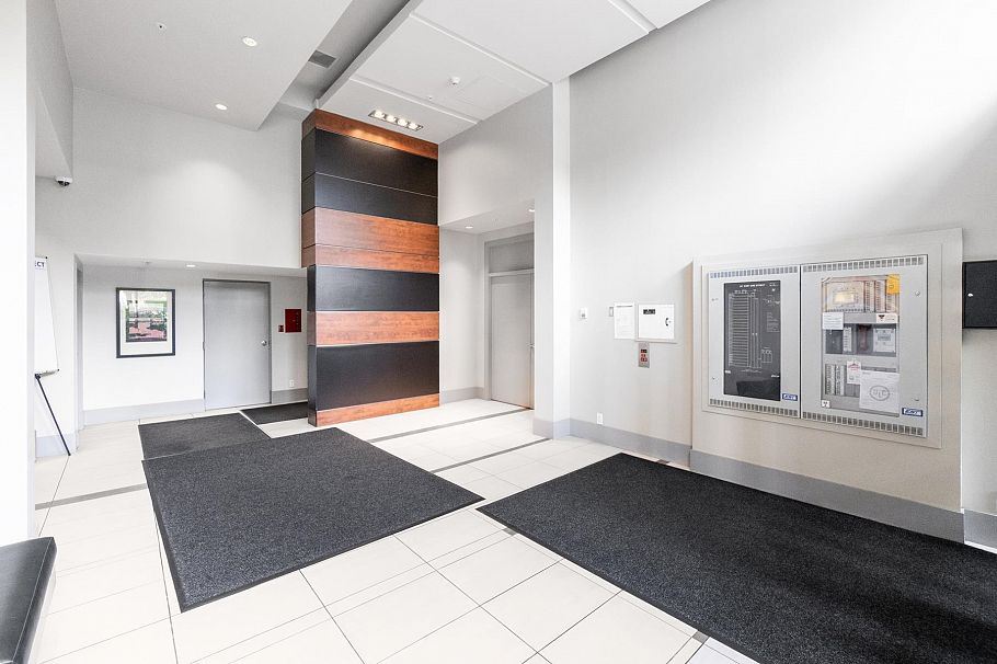 1301 151 W 2nd Street North Vancouver, BC - 36