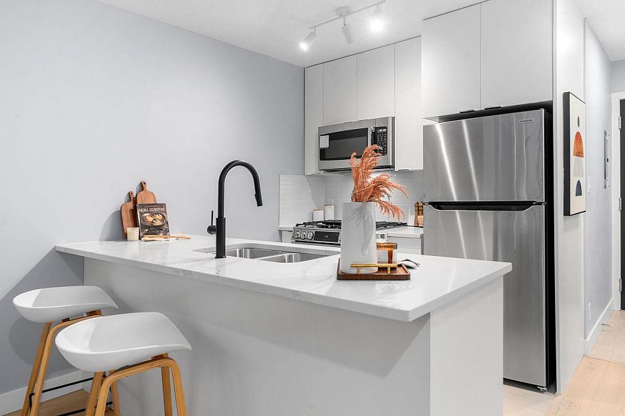 2101 1001 Richards Street Vancouver, BC - 13