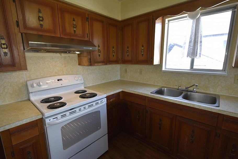 5770 Sherbrooke Street Vancouver, BC - 21