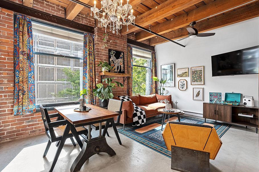 310 55 E Cordova Street Vancouver, BC - 2