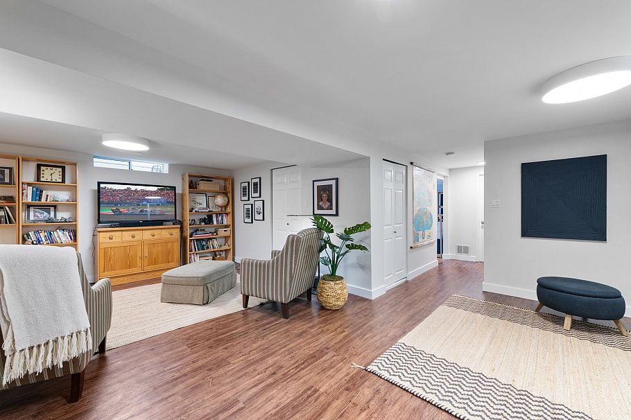 997 Canyon Boulevard North Vancouver, BC - 27