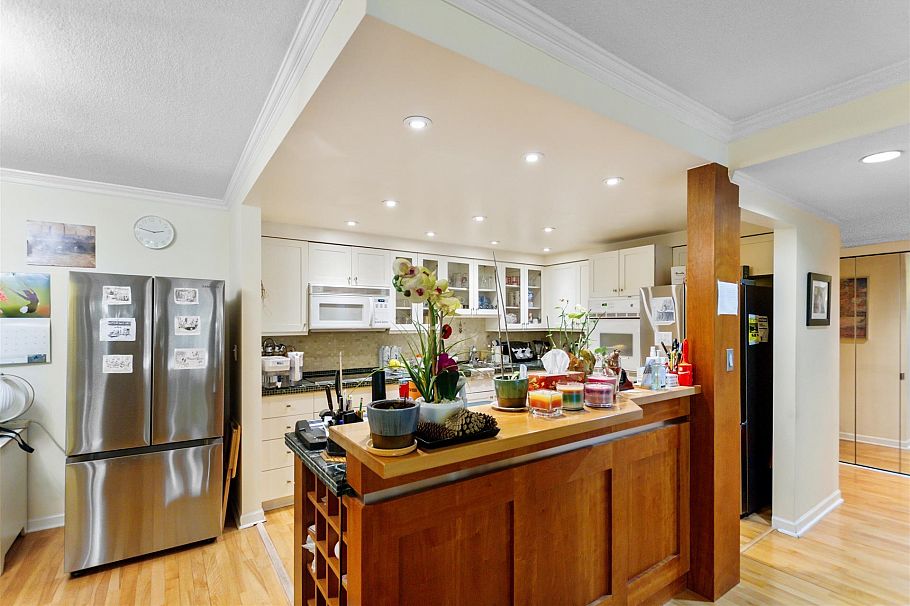 10 1425 Lamey's Mill Road Vancouver, BC - 11