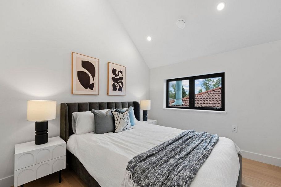 6892 Brooks Street Vancouver, BC - 23