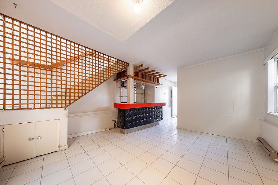 3247 Napier Street Vancouver, BC - 9