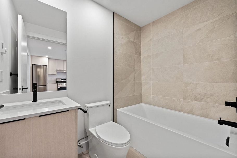 6892 Brooks Street Vancouver, BC - 38