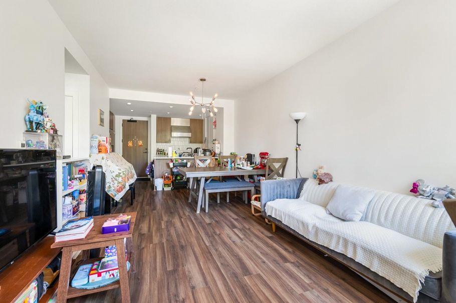 205 6933 Cambie Street Vancouver, BC - 10