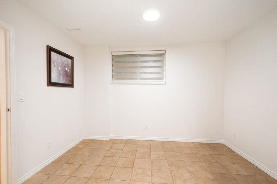 4080 St. Pauls Avenue North Vancouver, BC - 27