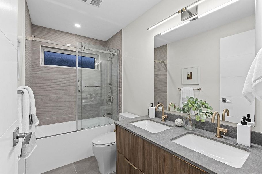 3073 Fromme Road North Vancouver, BC - 27