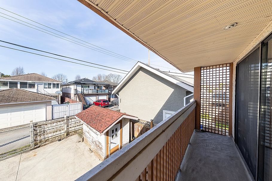 3247 Napier Street Vancouver, BC - 22