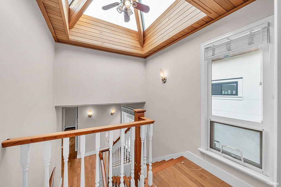 3191 W 23rd Avenue Vancouver, BC - 22