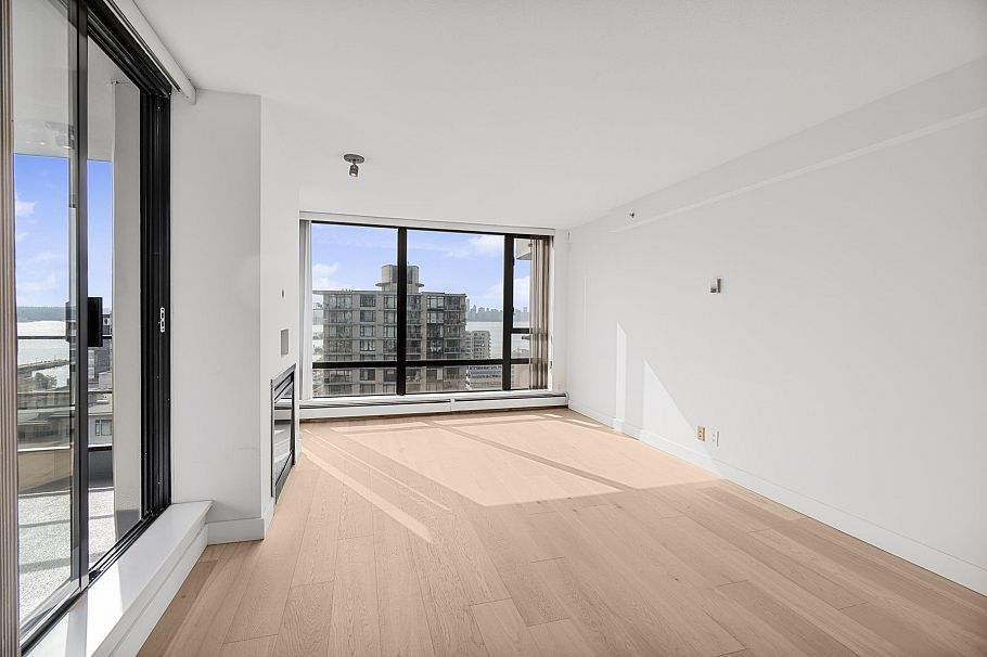 1301 151 W 2nd Street North Vancouver, BC - 14