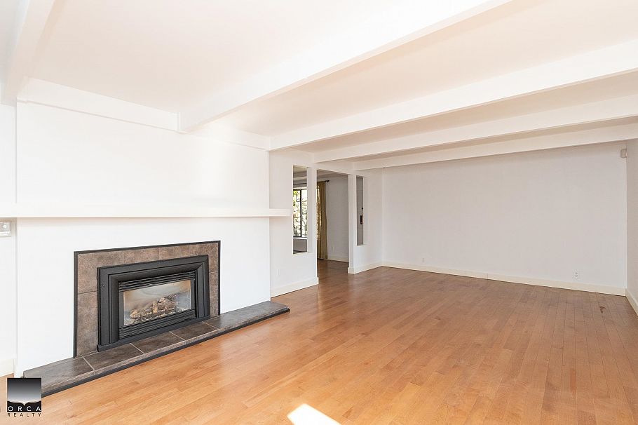 4524 Marineview Crescent North Vancouver, BC - 3