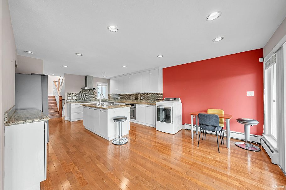 3191 W 23rd Avenue Vancouver, BC - 16