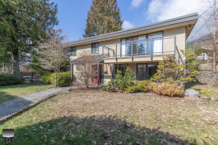 4524 Marineview Crescent North Vancouver, BC - 34