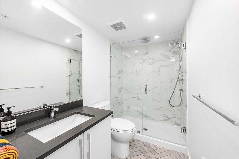 406 2508 Fraser Street Vancouver, BC - 16