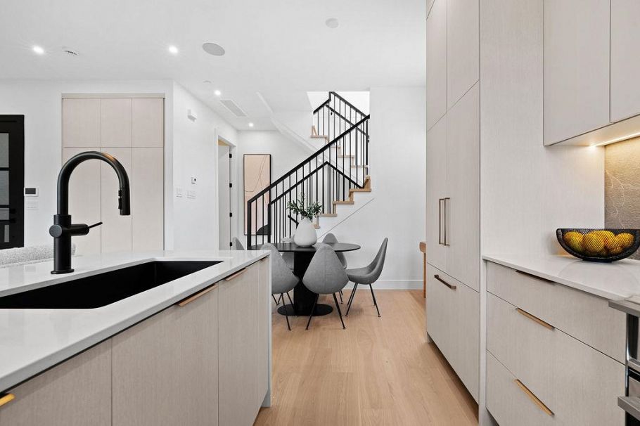 6892 Brooks Street Vancouver, BC - 15