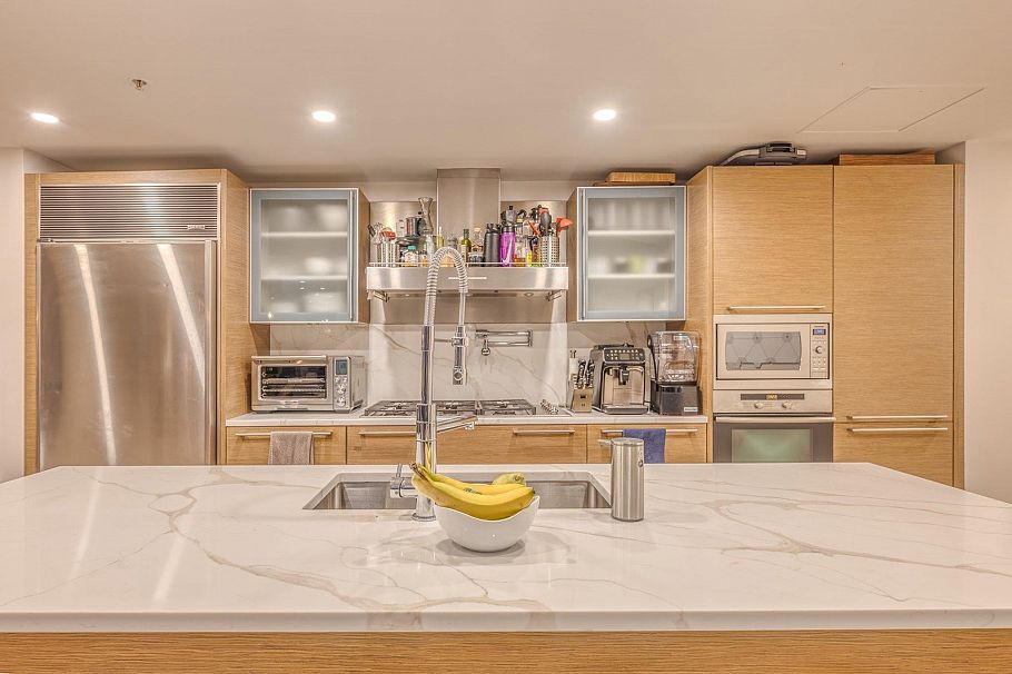 1702 1111 Alberni Street Vancouver, BC - 6