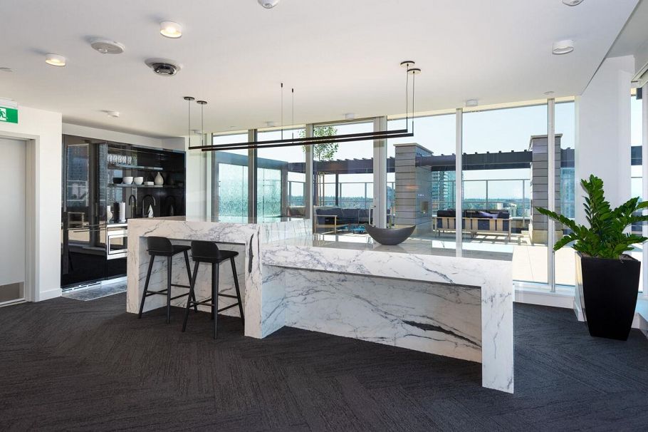 3206 1111 Richards Street Vancouver, BC - 32