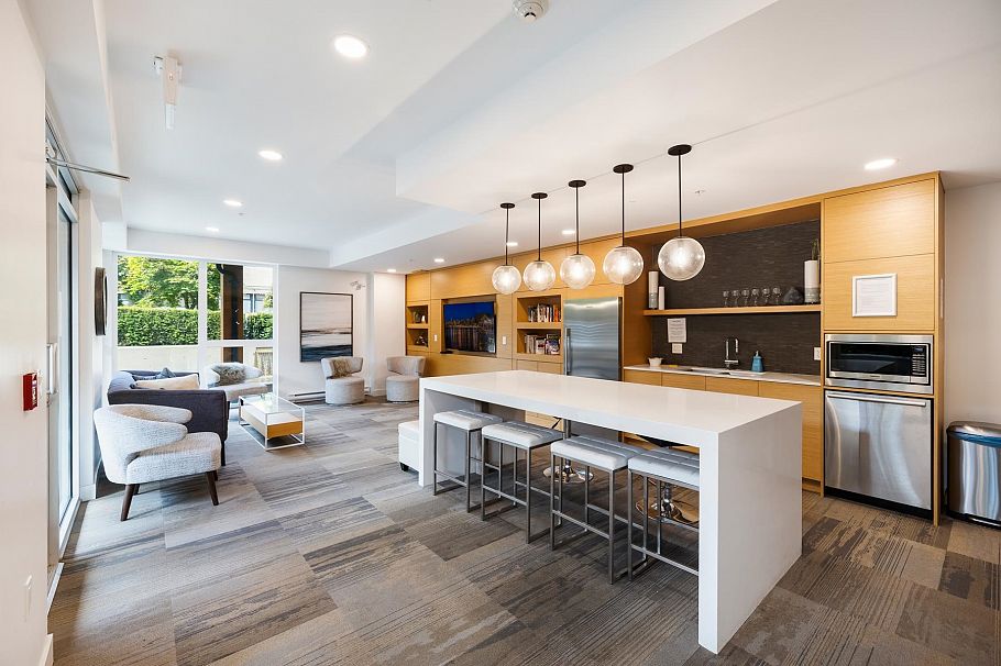 307 1327 Draycott Road North Vancouver, BC - 25