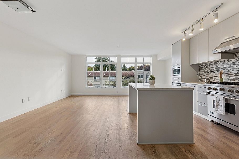 306 4355 W 10th Avenue Vancouver, BC - 6