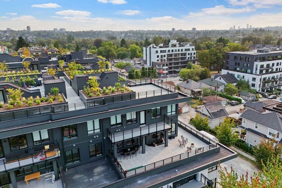 504 2450 Garden Drive Vancouver, BC - 19