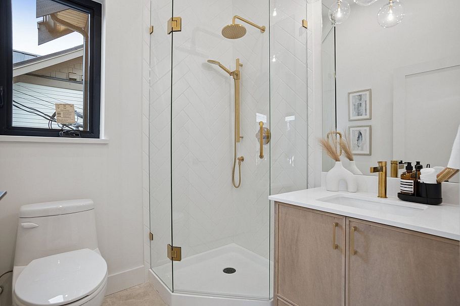 1917 3rd Avenue Vancouver, BC - 13