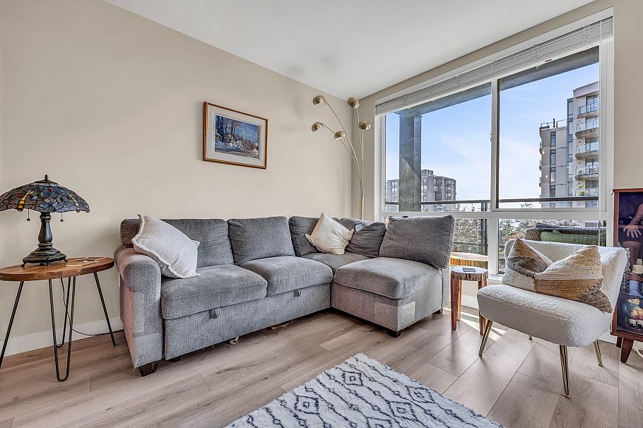 404 128 E 8th Street North Vancouver, BC - 8